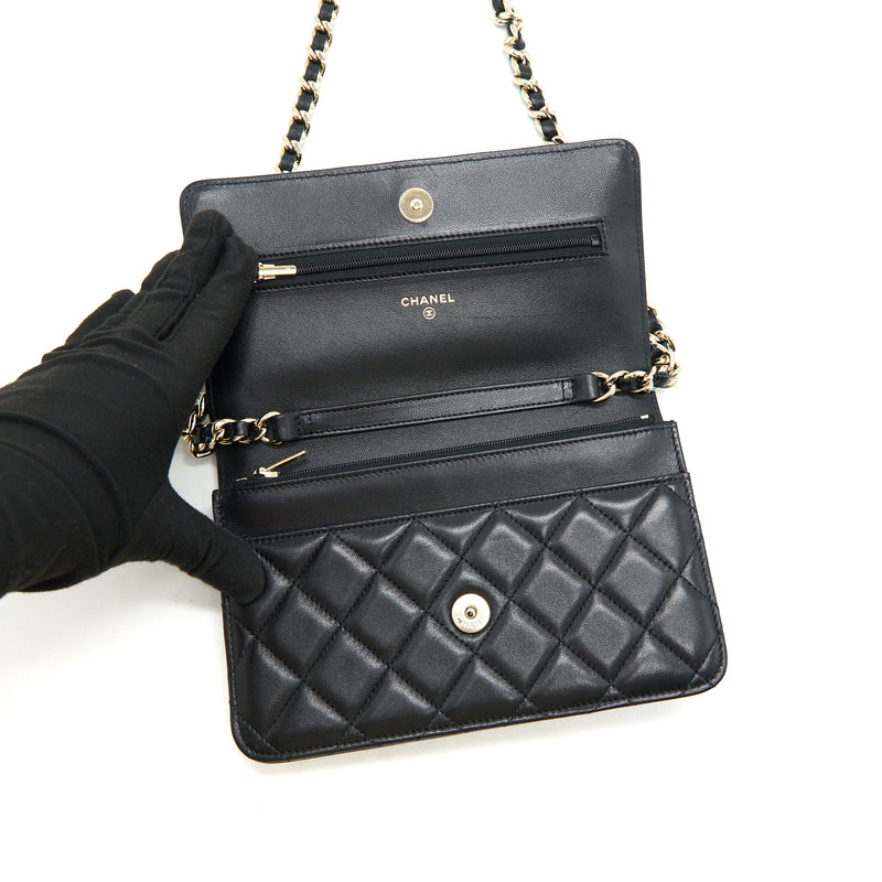 CHANEL WALLET ON CHAIN IN LAMBSKIN WITH CHARMS IN LGHW