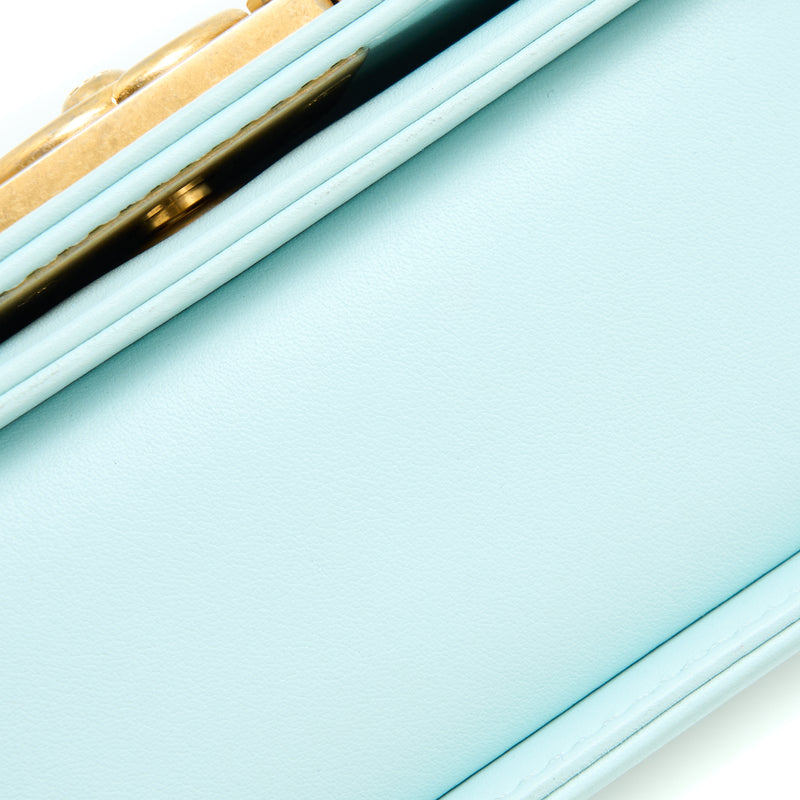 Chanel Small Boy Bag Chevron Calfskin Light Blue/Multicolour Brushed GHW
