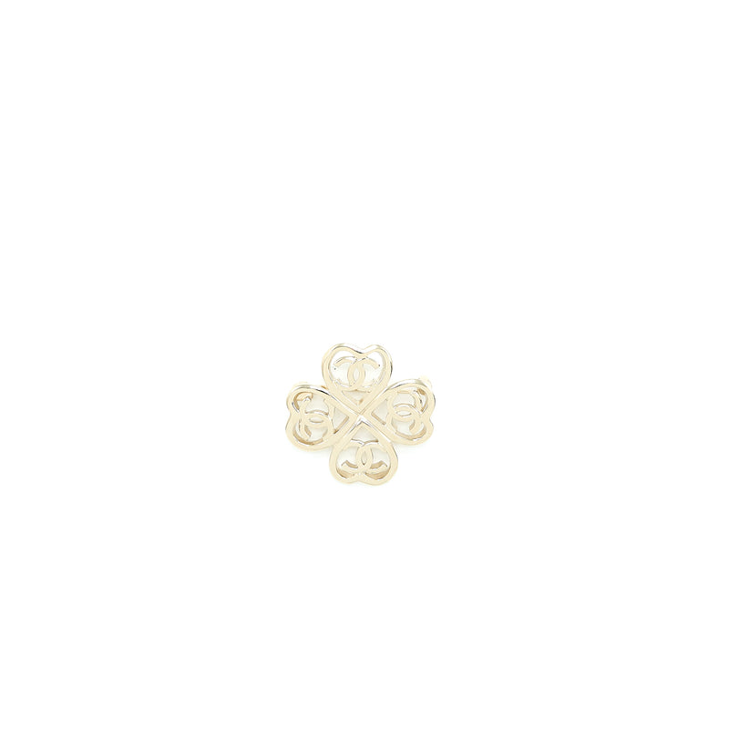 Chanel CC Logo Heart Clover Brooch Light Gold Tone
