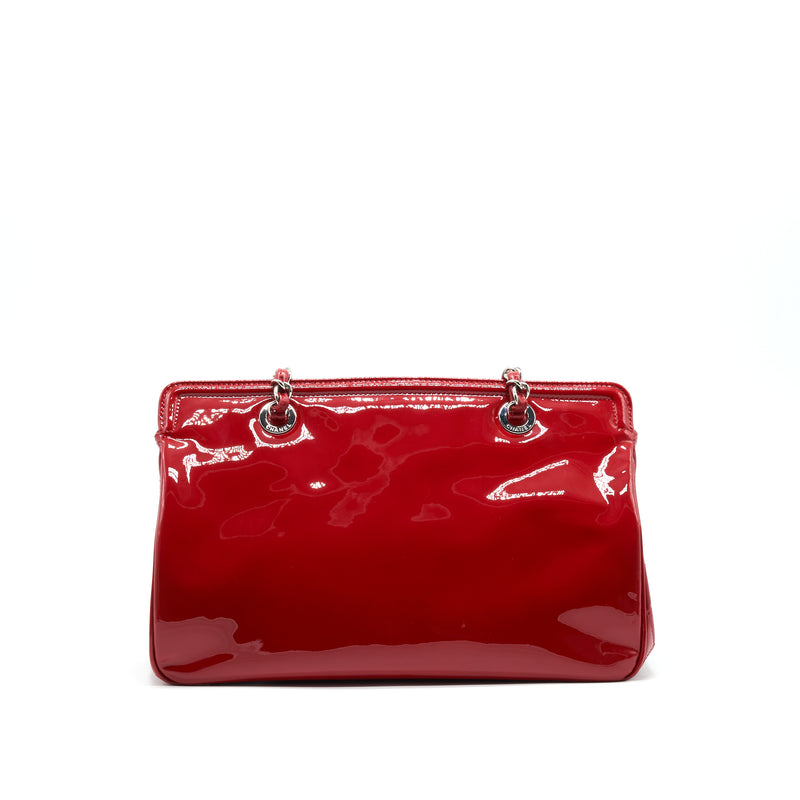 Chanel Patent Leather Tote Bag With Chain In Red SHW