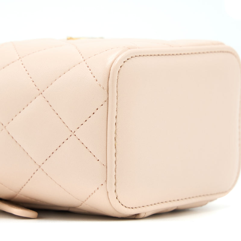 Chanel Pearl Crush Mini Vanity With Chain Lambskin Light Pink GHW