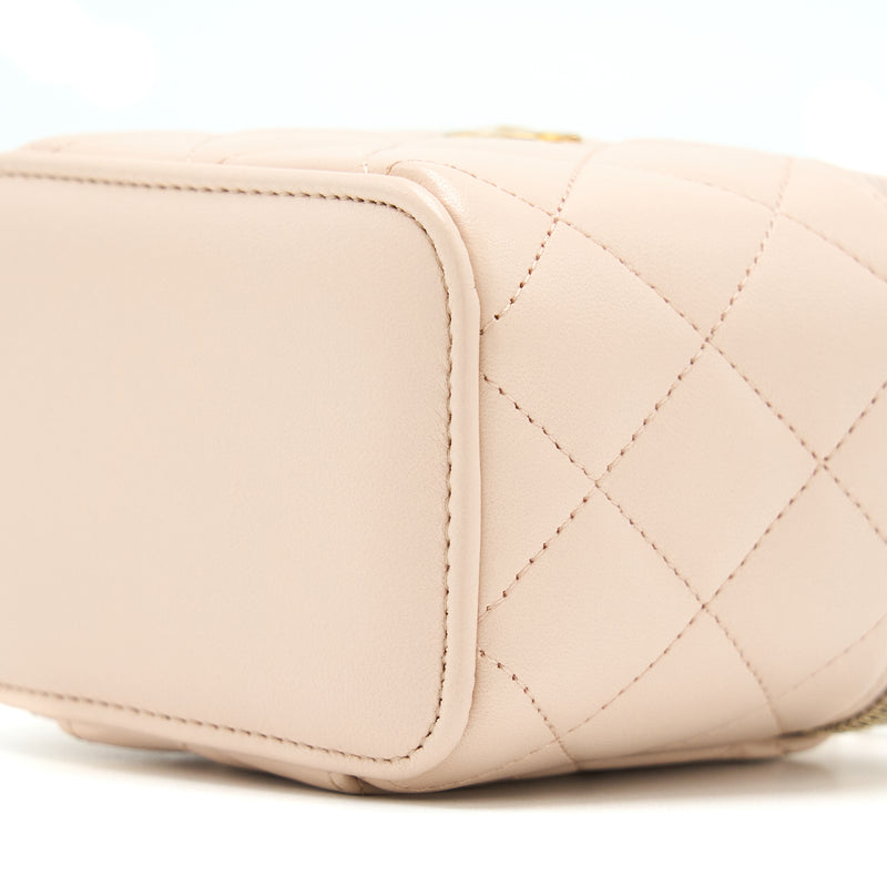 Chanel Pearl Crush Mini Vanity With Chain Lambskin Light Pink GHW