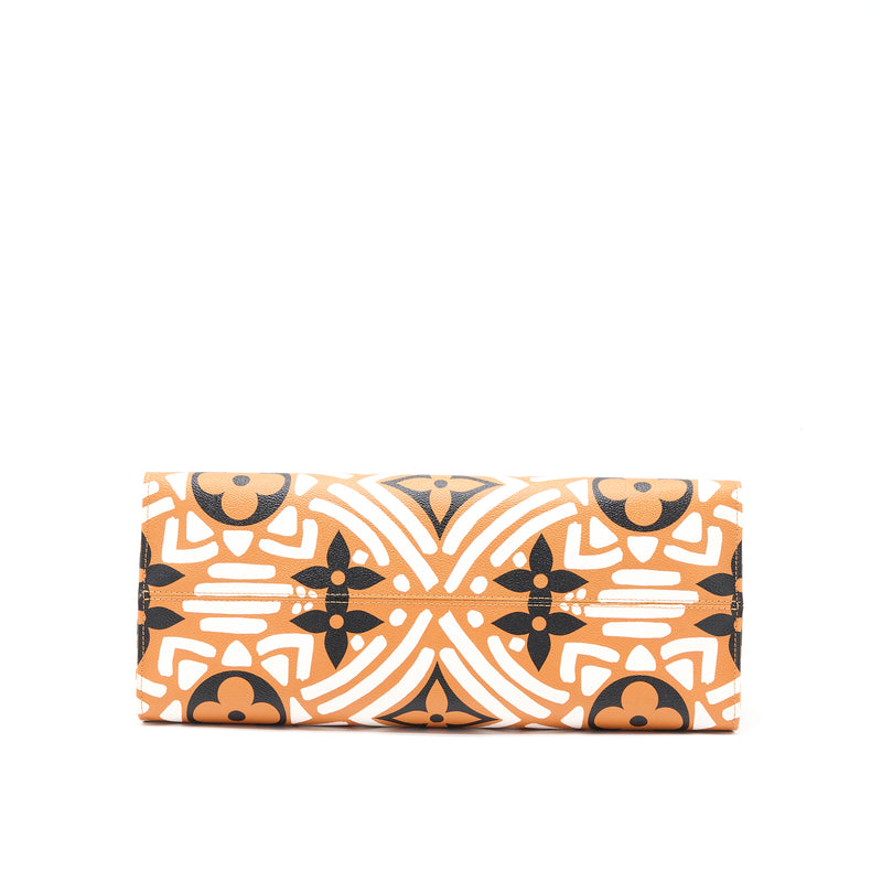Louis Vuitton Crafty Onthego GM Monogram Giant Canvas Multicolour GHW