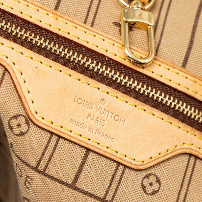 Removing gold initials heat stamp from a Louis Vuitton Neverfull