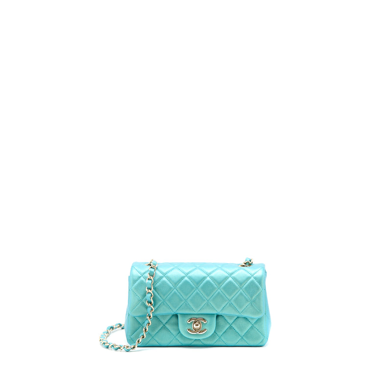 Chanel discount iridescent green