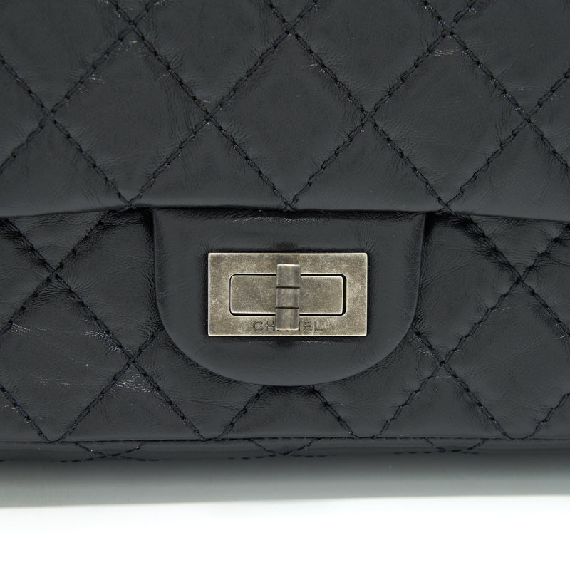 Chanel Mini 2.55 reissue Flap Bag Black with ruthenium Hardware