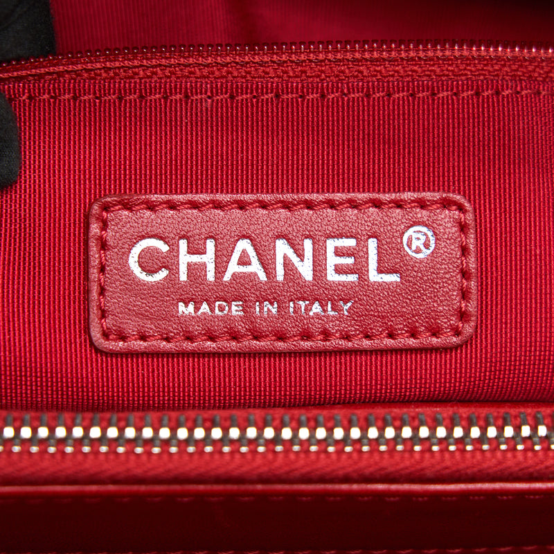 Chanel Patent Leather Tote Bag With Chain In Red SHW