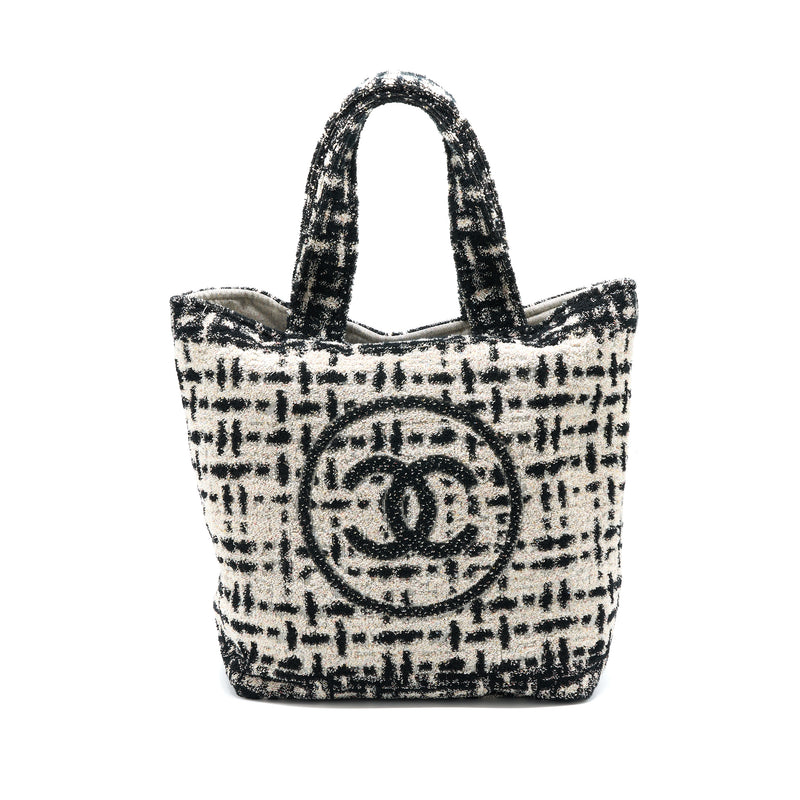 CHANEL, Bags, Authenticate Chanel Beach Tote Set 22k Collection