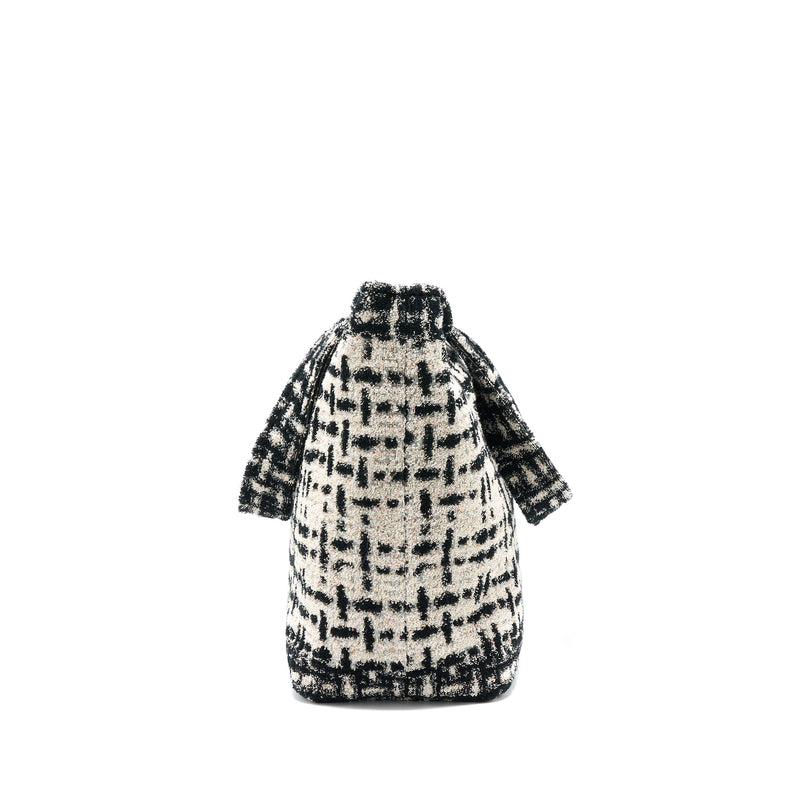 Chanel 22K Beach Bag with Towel Black/Ecru