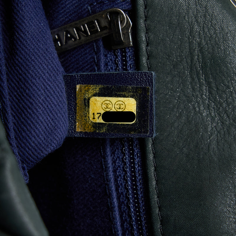 Chanel Quilted Flap Bag Iridescent Calfskin Dark Green Ruthenium SHW