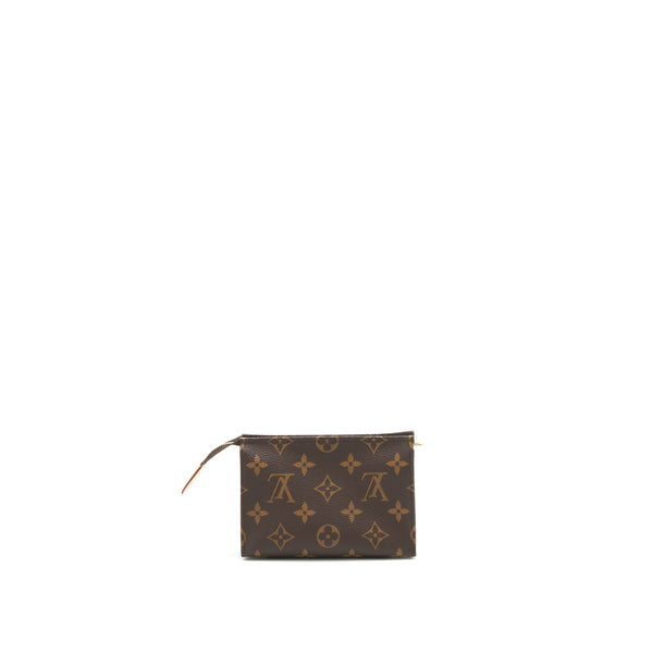 Louis Vuitton Toiletry Pouch Size 15 in Monogram