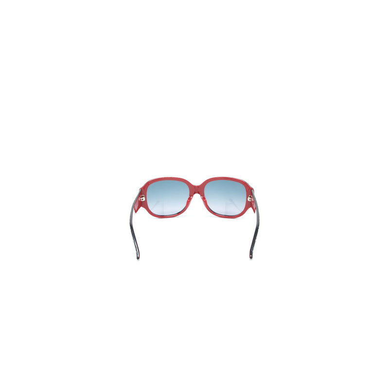 Dior Lady in Dior 2F Sunglasses Black/Red