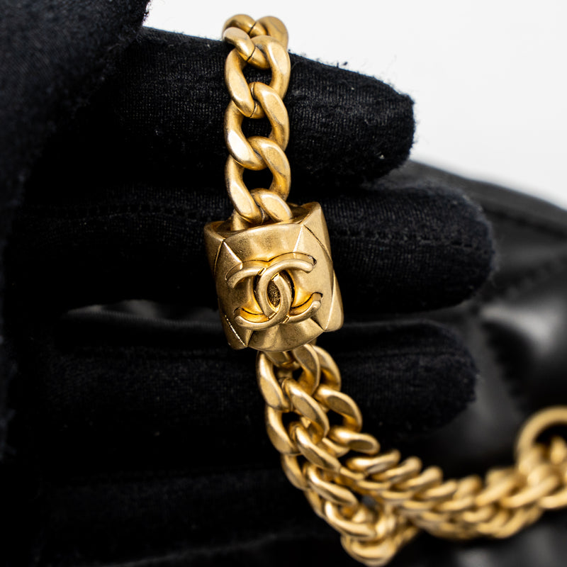 Chanel 22K Gold Pillar Adjustable Chain Long Vanity Lambskin Black Brushed GHW(Microchip)