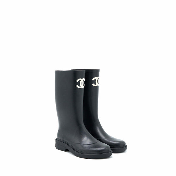 Chanel Size 39 Rubber Boost Black/White