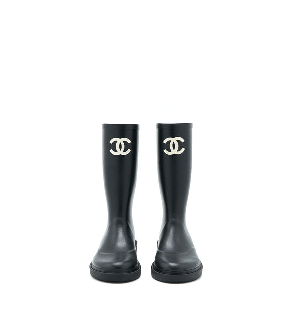 Chanel Size 39 Rubber Boost Black/White