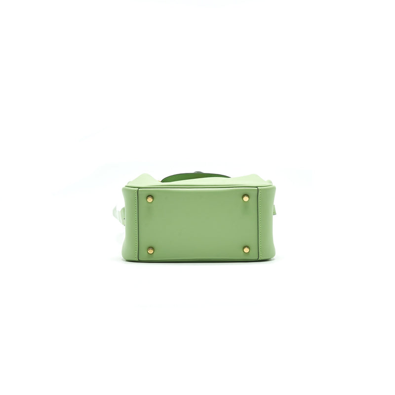 Hermes mini Lindy Vert criquet GHW Swift leather stamp Y