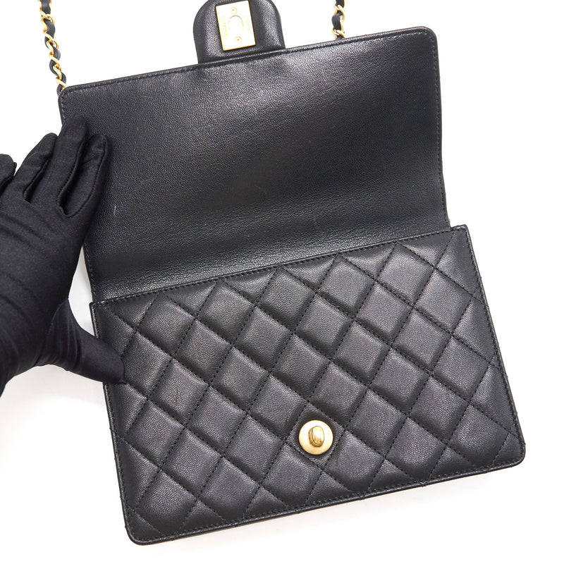 Chanel Pearl Flap Bag Lambskin Black