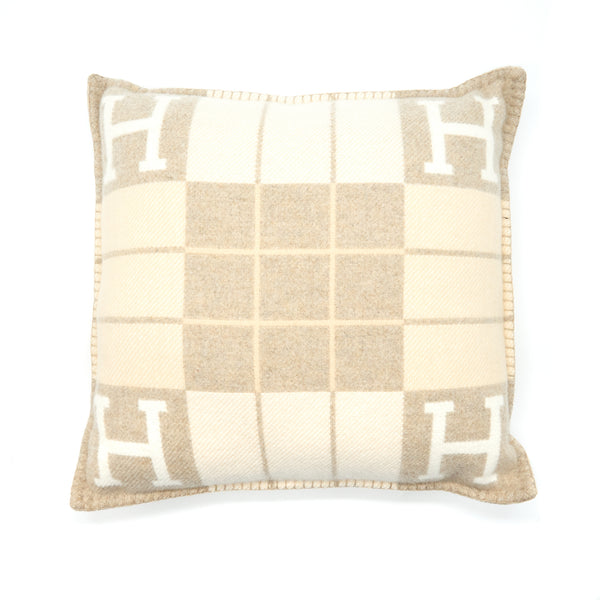 Hermes Avalon III Pillow Camomille Colour