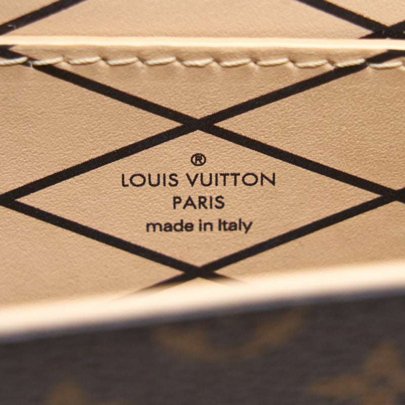 Louis Vuitton Trunk Vertical Monogram