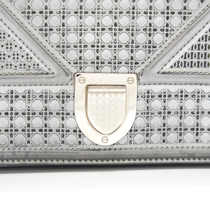 Dior Diorama Wallet On Chain Silver