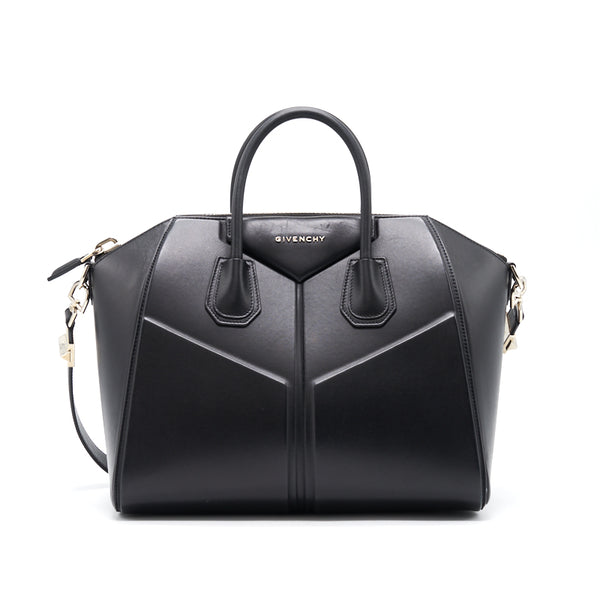 GIVENCHY Antigona Smooth Leather Black Medium