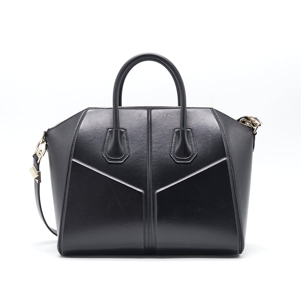 GIVENCHY Antigona Smooth Leather Black Medium