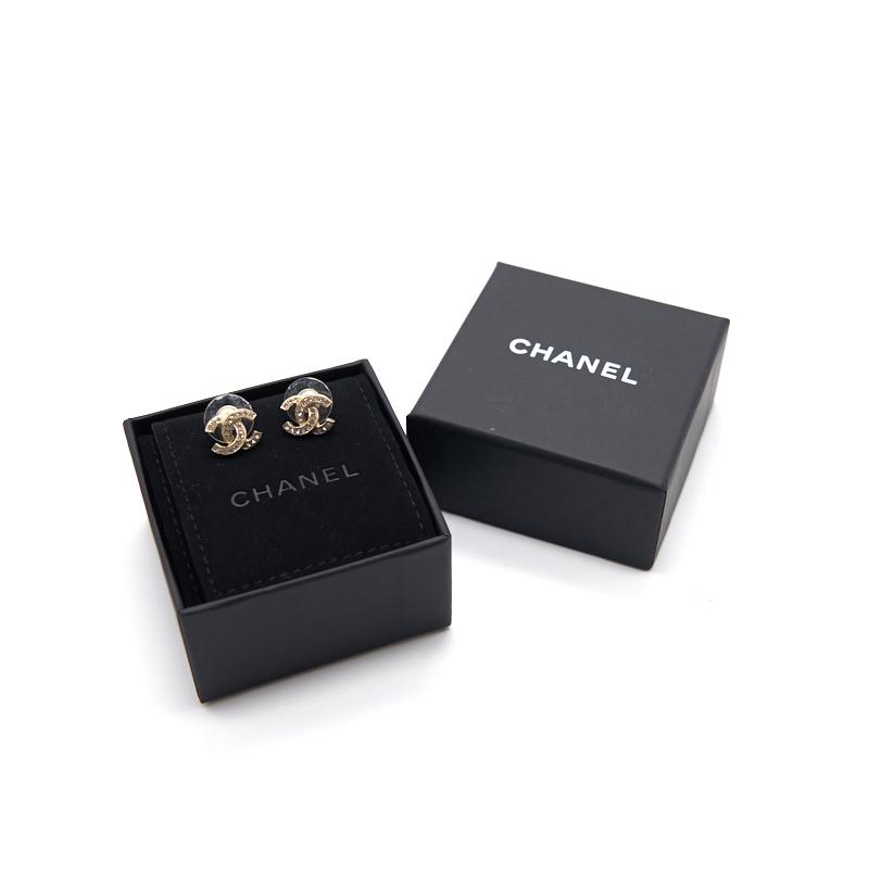 Chanel Classic CC Stud Earrings - EMIER
