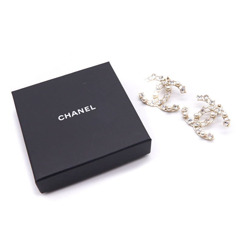 Chanel Gold Drop Earrings - 149 For Sale on 1stDibs  chanel drop earrings, chanel  earrings, chanel gold drop cc earrings