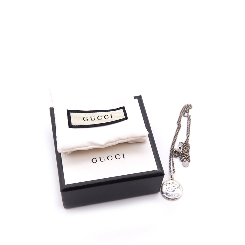 Gucci Sterling Silver Blind for Love Necklace | Harrods IE