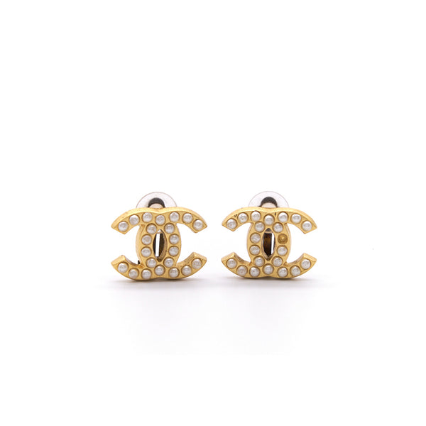 Chanel Vintage CC Faux Pearl Gold Tone Clip-On Earrings - EMIER