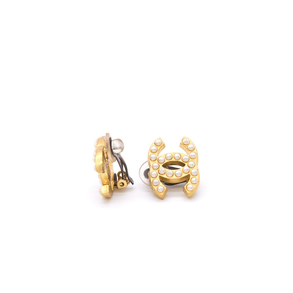 Chanel Vintage CC Faux Pearl Gold Tone Clip-On Earrings - EMIER