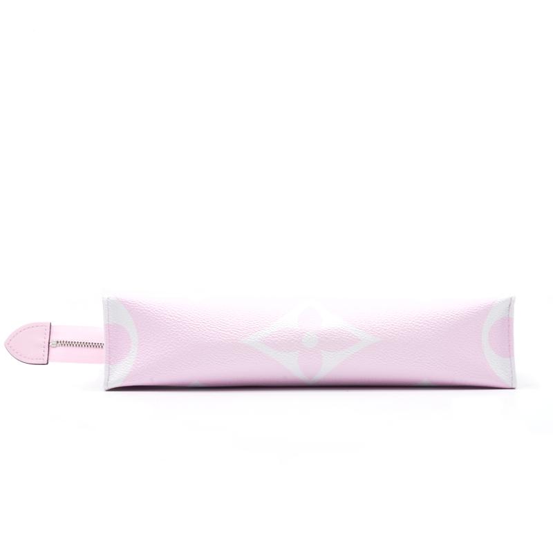 Louis Vuitton Escale toiletry pouch 26 - EMIER