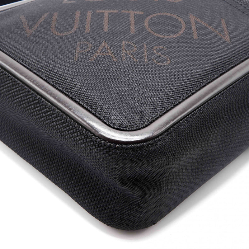Louis Vuitton Messenger Bag - EMIER