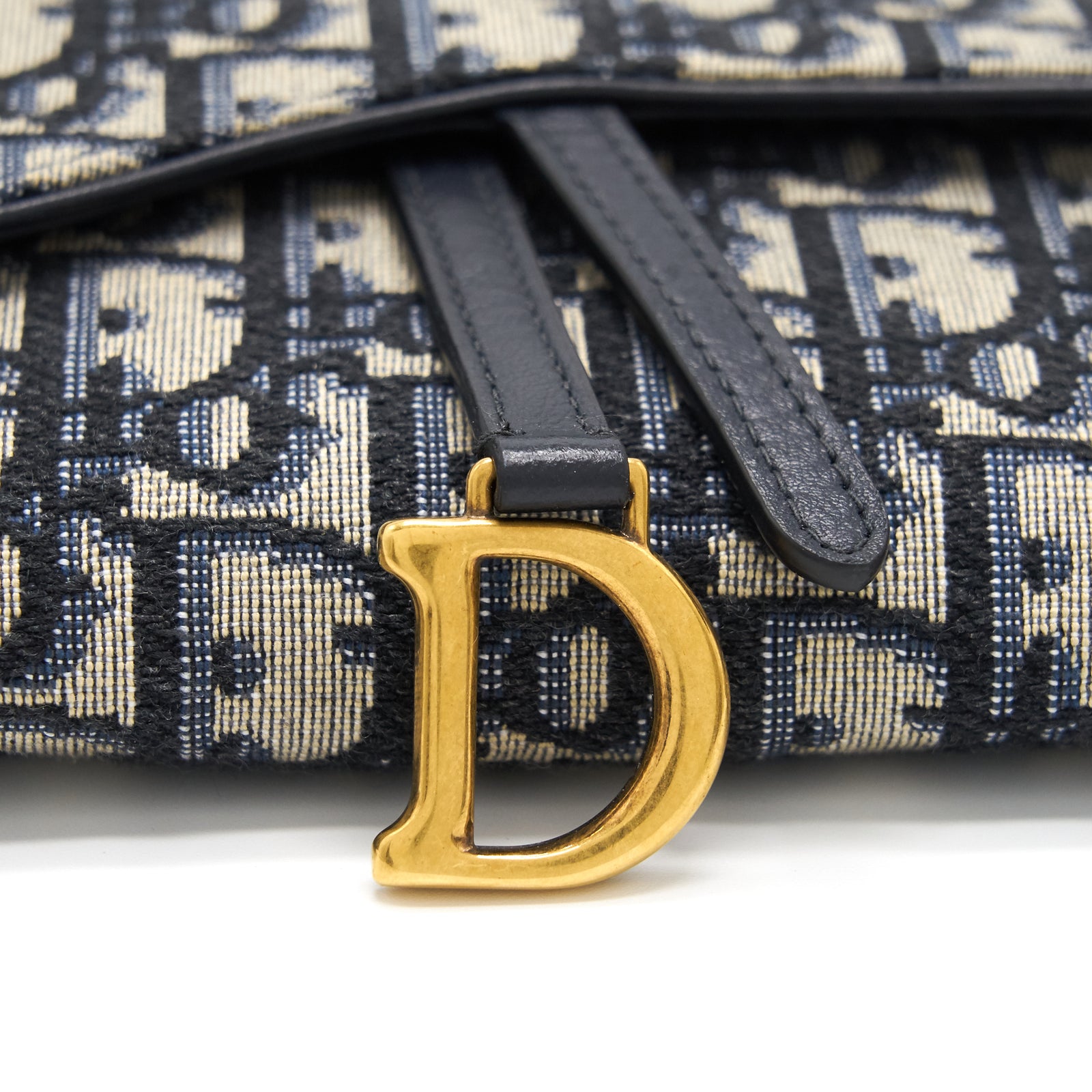 Dior Saddle Wallet with Chain Blue Oblique Jacquard