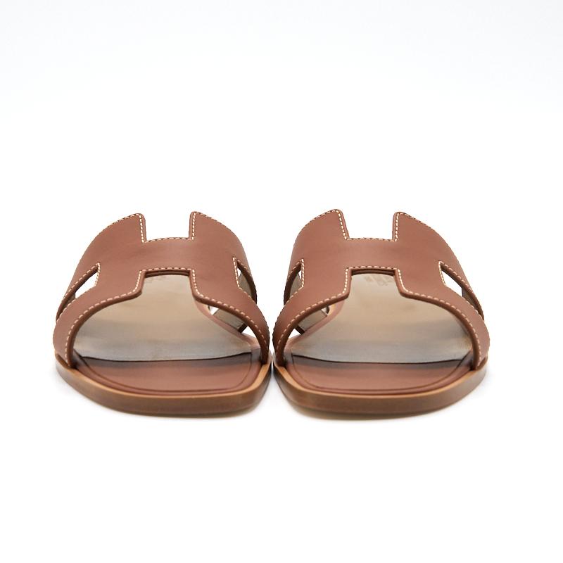 Hermes Size 38 Oran Sandal  Gold