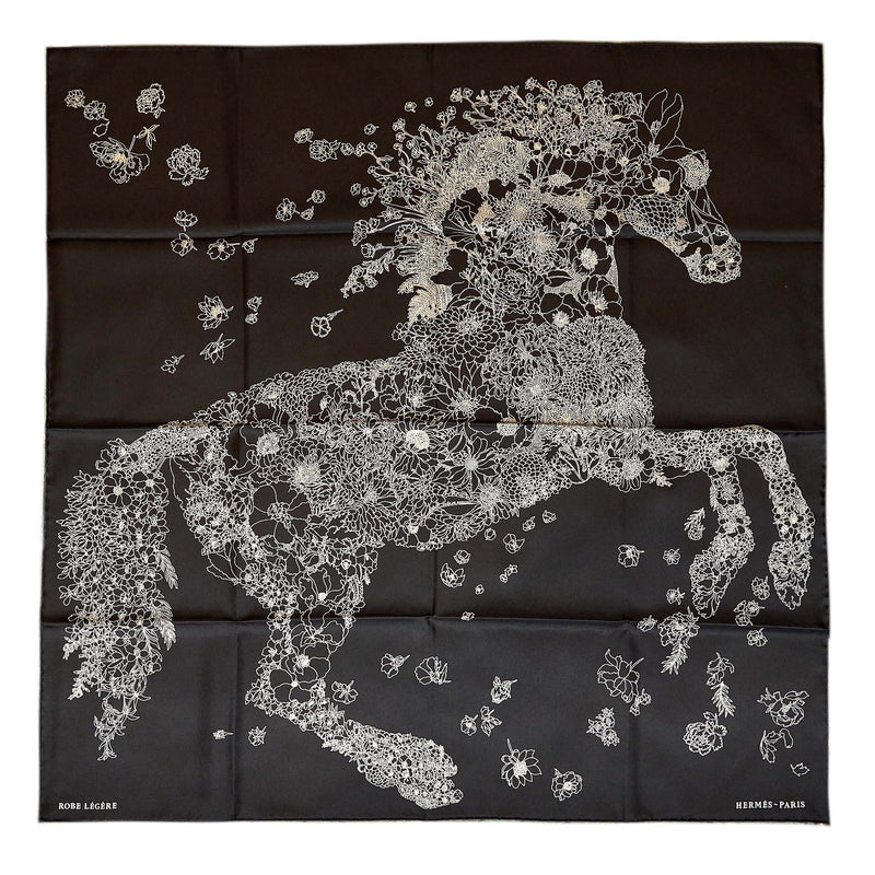 Hermes 90 X 90 Silk Scarf Robe Levered Black/White